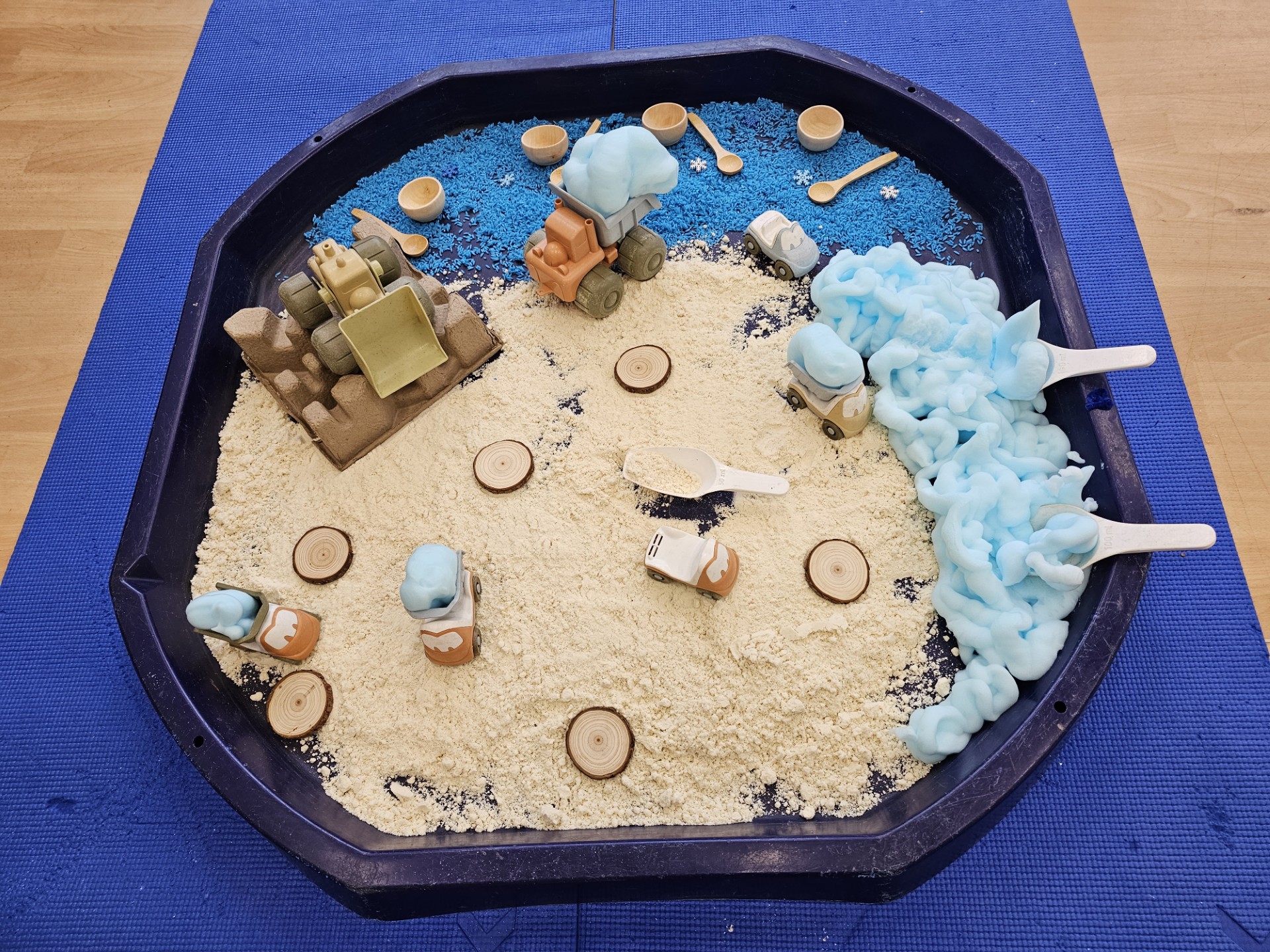 Diny's Sensory &Messy Play St John's Wood banner Sensory