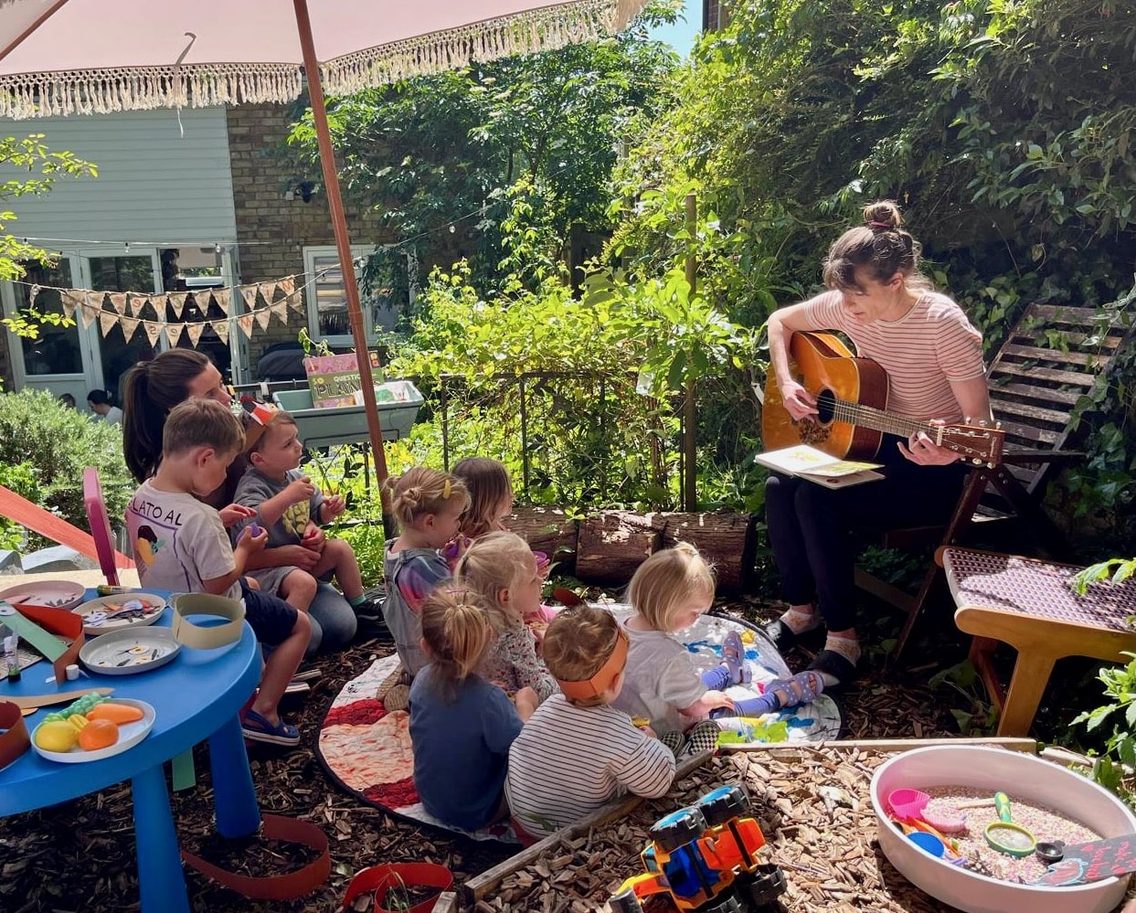 Mini Chef Makes SE London banner Arts & Crafts